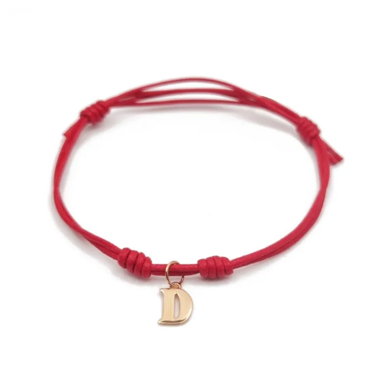 Marco Gerbella Orafi Bracciale cordino rosso lettera pendente AB-BK-D6-XR