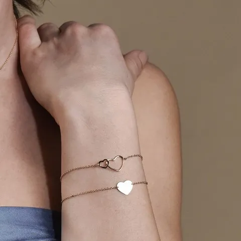 Marco Gerbella Orafi bracciale a catena con cuori intrecciati CF-BC-112-XG_indossato