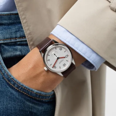 Click to zoom Nomos Glashutte Club 38 769.GB_04