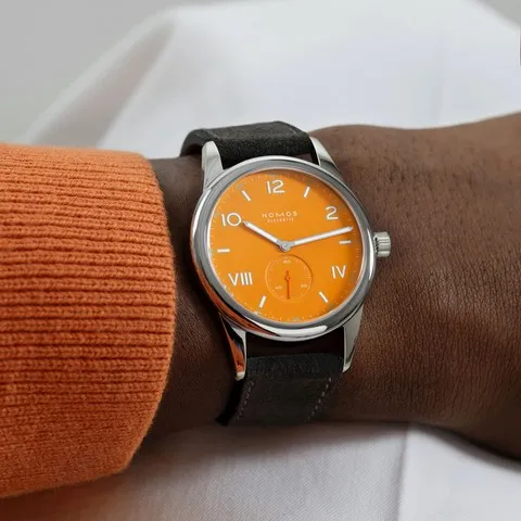 NOMOS Glashütte Club Campus 38 Future Orange Rif. 729