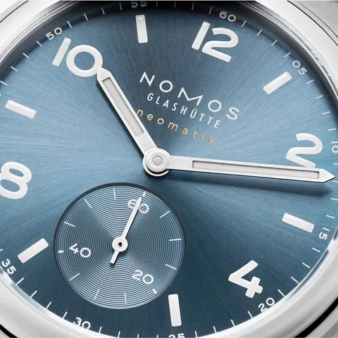 NOMOS Glashütte Club Sport Neomatik 37 Polar Rif. 750_03