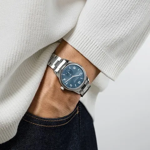NOMOS Glashütte Club Sport Neomatik 37 Polar Rif. 750_08